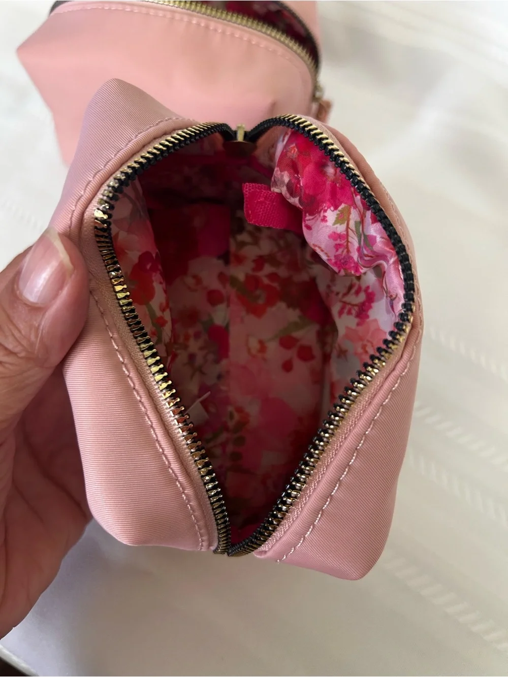 Ted Baker Cosmetic Bag Train Case Pink Clear Floral Travel Makeup Bag 4 Piece